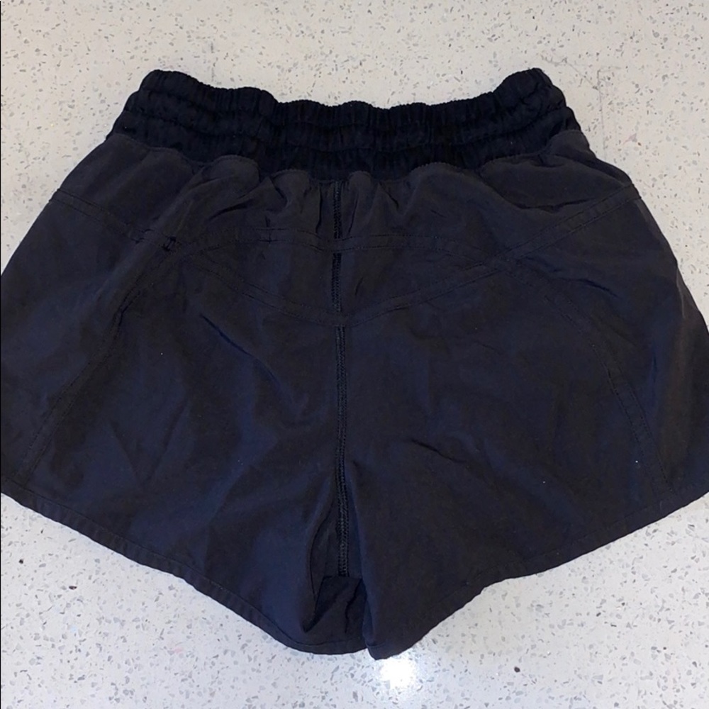 Black Tracker Short